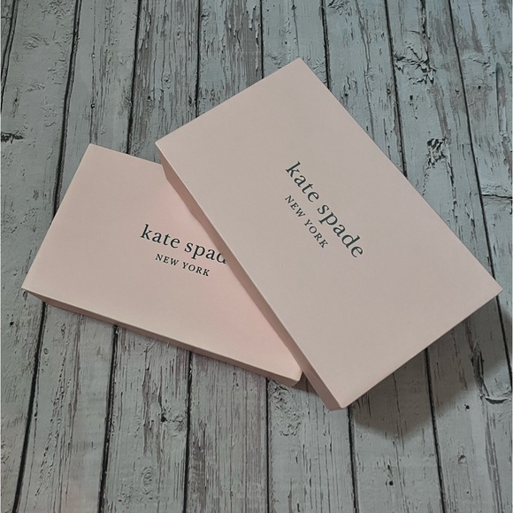 Kate Spade gift box 🌸 - Picture 3 of 6